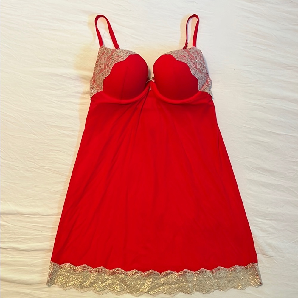 Elegant Red Lace Trim Chemise